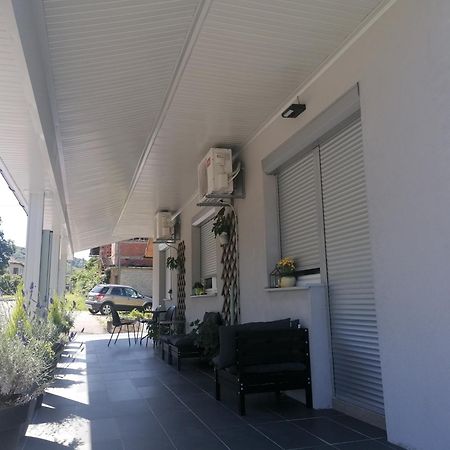Guest House Mylan Licko Petrovo Selo 外观 照片