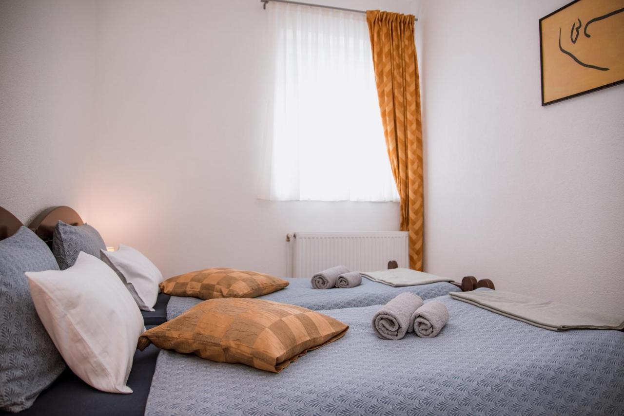 Guest House Mylan Licko Petrovo Selo 外观 照片
